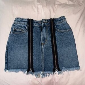 NWOT Carmar Denim Skirt with Zippers Never Worn